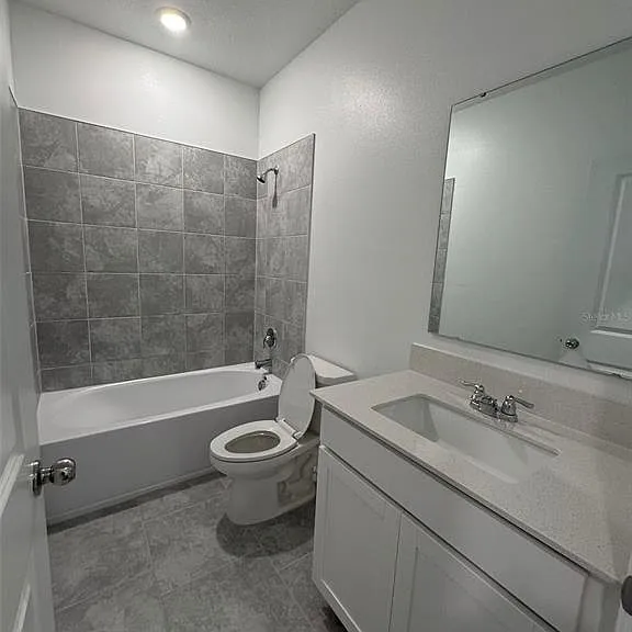 3133 Laurent Loop — Photo 21
