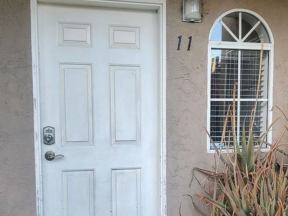 5th image of 4111 Poplar St APT 11
