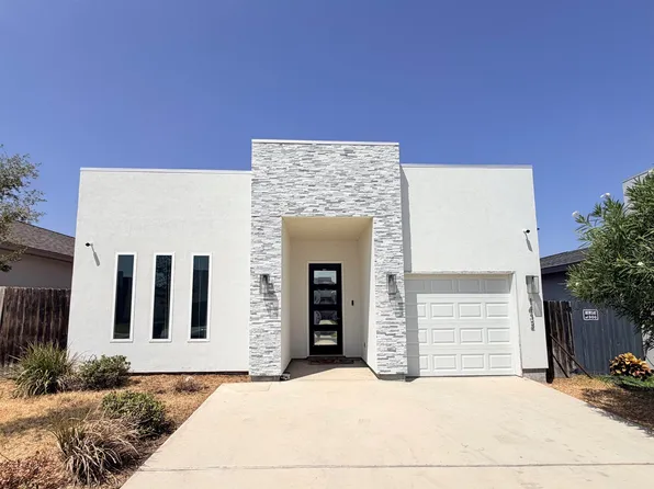 1432 Los Estribos Dr, Laredo, TX 78046