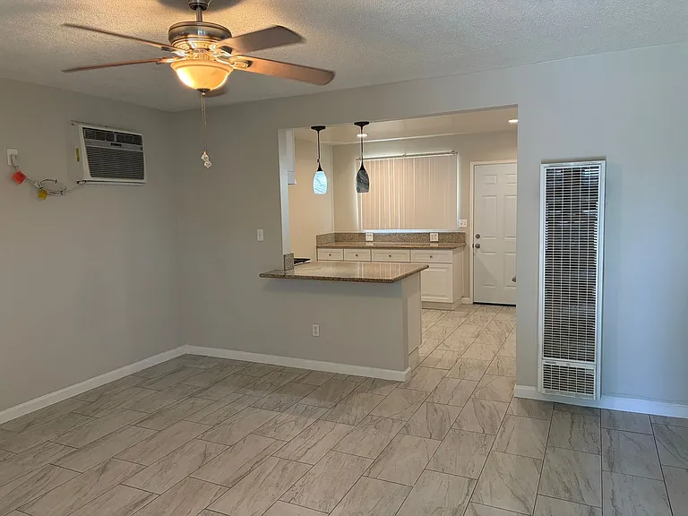 3828 E Grand Ave — Photo 7