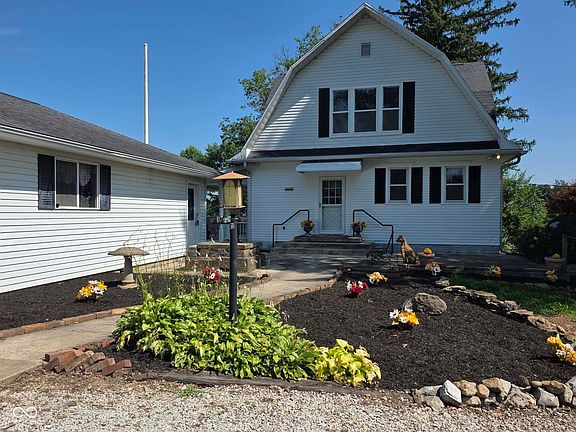 3rd image of 4607 W County Road 300 S