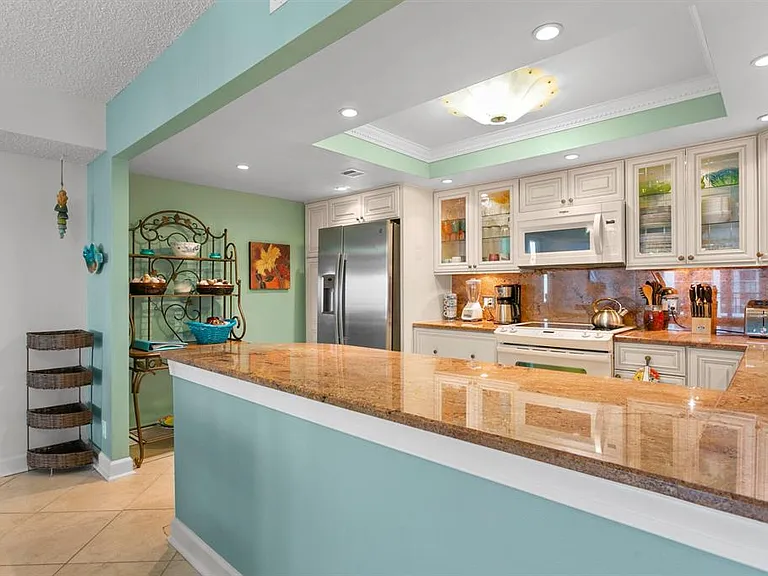 1430 Gulf Blvd #806 — Photo 9