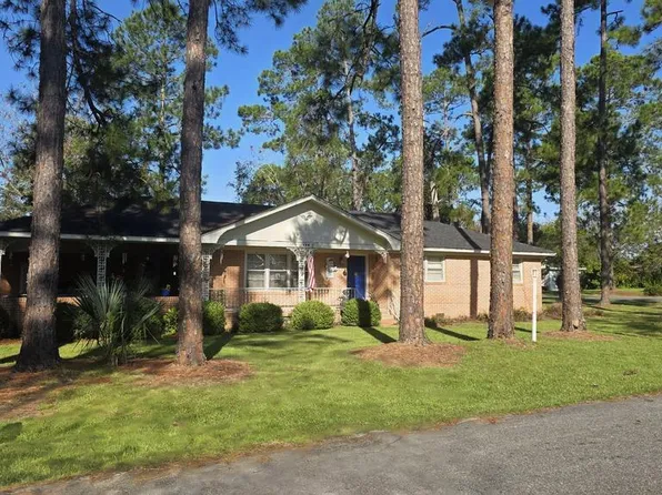 124 3rd St, Fitzgerald, GA 31750