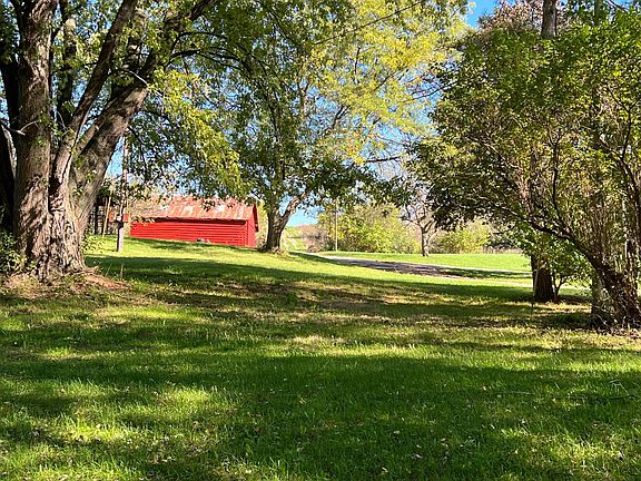 2nd image of 6258 N Us Highway 51