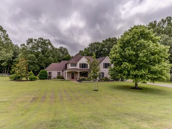 290 Alisha Dr, Rossville, TN 38066