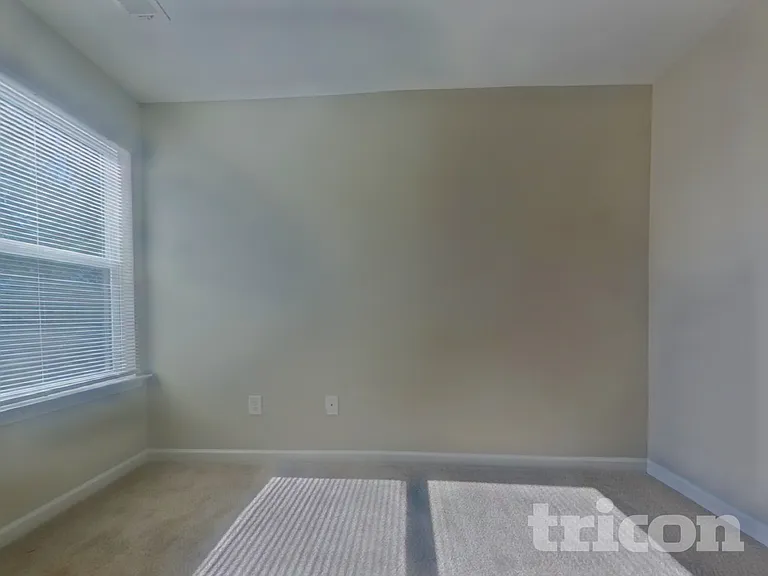 228 Fieldcrest Dr — Photo 8