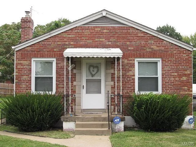 6169 Lalite Ave photo 1