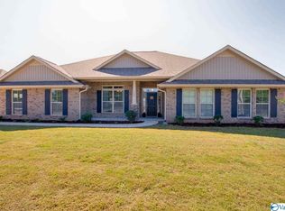 444 Hamer Rd, Owens Cross Roads, AL 35763