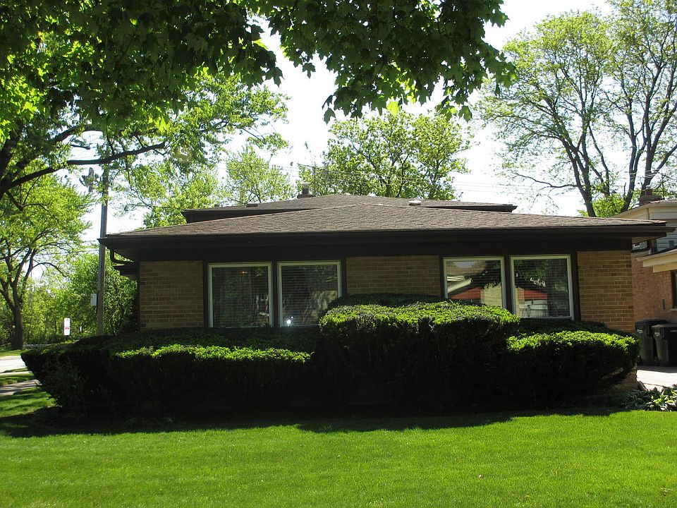 1st image of 644 Leamington Ave