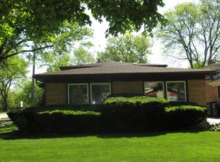 644 Leamington Ave, Wilmette, IL 60091