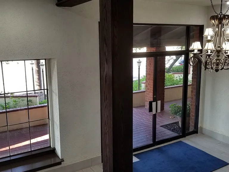 12720 Burbank Blvd #215 — Photo 18