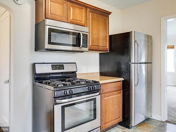 5th image of 1700 Fremont Ave
