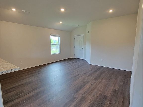 5th image of 3511 N Scarlet Ln