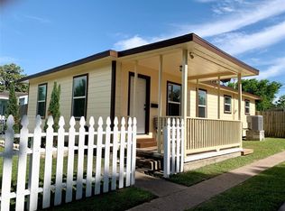 1115 8th Ave N, Texas City, TX 77590