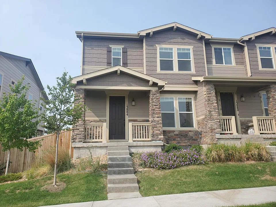 13884 Ash Cir