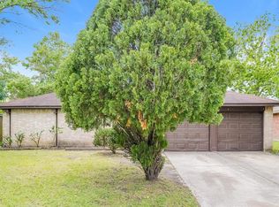 14147 Magnolia Springs Dr, Houston, TX 77066