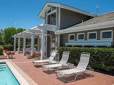 2 bed, 1742 sqft, $7,995 — Photo 4
