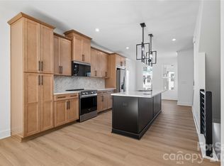 5031 Dutchess Dr, Charlotte, NC 28217