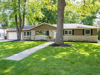 2674 Woodcrest Dr, Neenah, WI, 54956