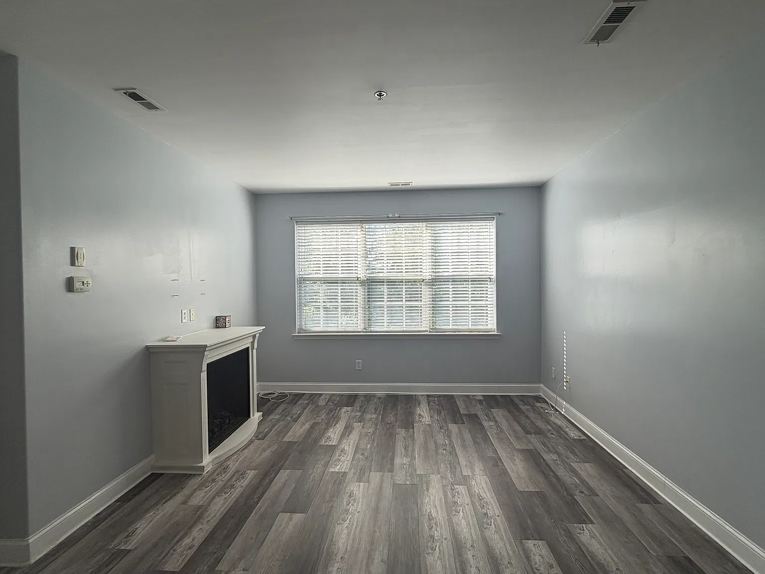 2 bed, 1820 sqft, $2,500 — Photo 2