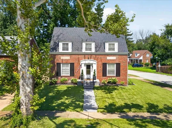 1067 Wilson Ave, Saint Louis, MO 63130