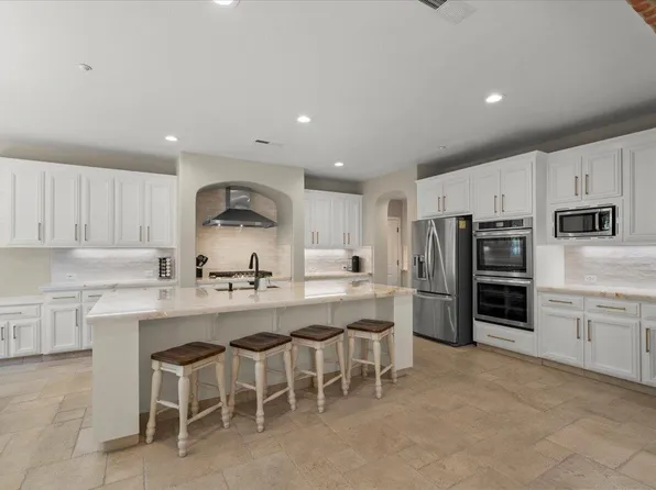 7532 Strath Pl, Gilroy, CA 95020