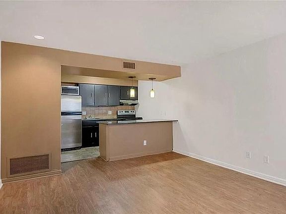 3rd image of 7685 Northcross Dr Unit 306