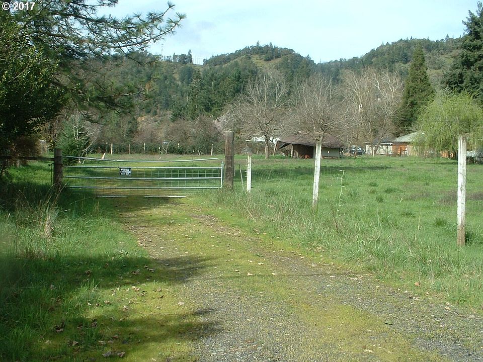 1st image of 192 Lou Gray Dr