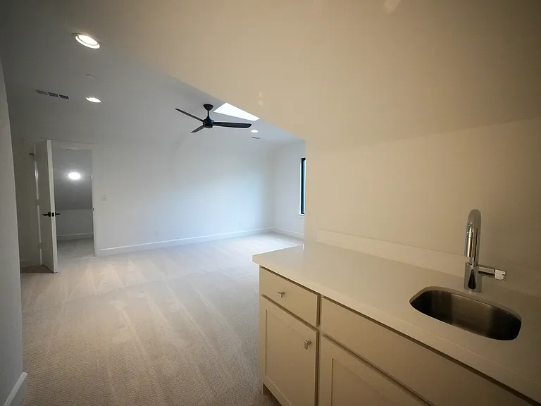 3529 Asbury St — Photo 12