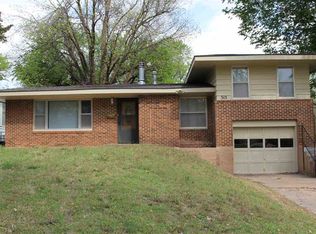 315 N 19th St, Enid, OK 73701