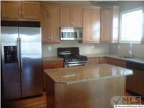 2nd image of 508 Monroe Ave Unit 3F