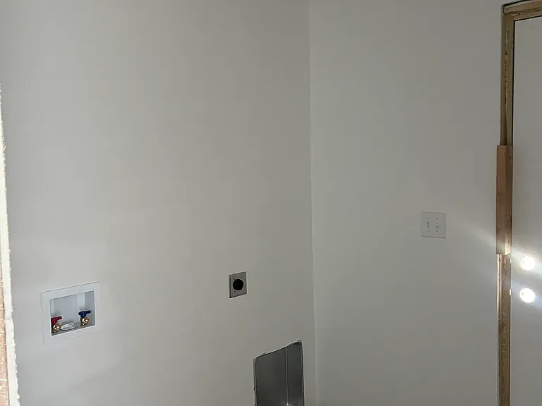 1441 N Beverly Ave #A — Photo 10