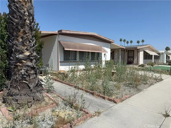 841 S Lyon Ave, Hemet, CA 92543
