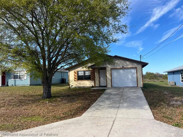 3400 Ellington Ave, Sebring, FL 33870