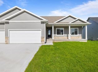 3227 NW 27th Cir, Ankeny, IA 50023