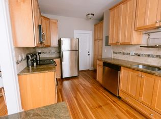 226 Jamaicaway APT 2, Boston, MA 02130