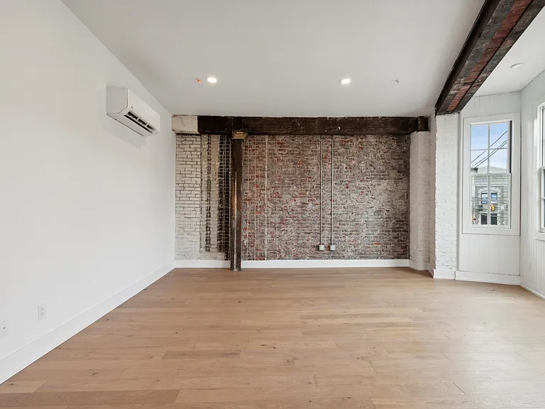 1216 Shackamaxon St — Photo 12