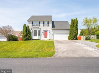 58 Pelham Ln, Charles Town, WV 25414