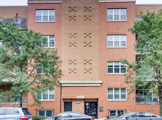 4311 N Sheridan Rd APT 201, Chicago, IL 60613