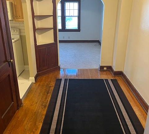 3rd image of 305 W 18th Ave APT B