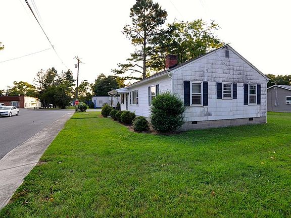5th image of 13 E Dukes Street Ext