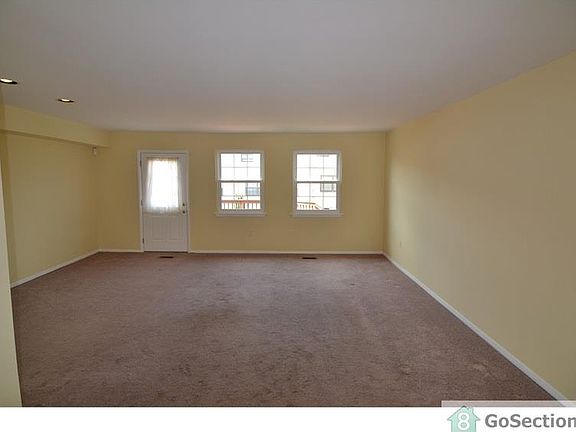 4th image of 9 Harmony Mill Ct
