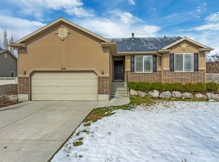 2172 W Rifleman Dr, Farmington, UT 84025