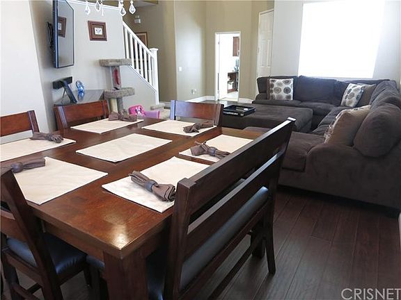 Living Room/ Dinning Room