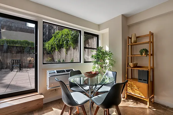 Sold by Compass | media 16