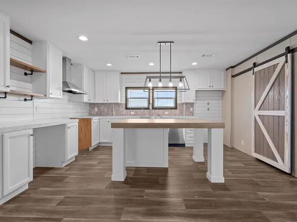 42921 Skyview Dr, Wanette, OK 74878