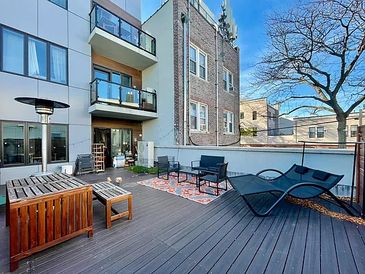 Rented by Oxford Property Group | media 33