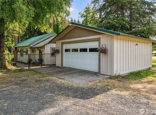 3381 Centralia Alpha Rd, Onalaska, WA 98570
