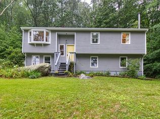 202 Bush Hill Rd, Willimantic, CT 06226