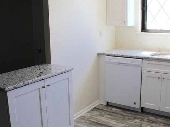4th image of 5200 Hilltop Dr APT P14
